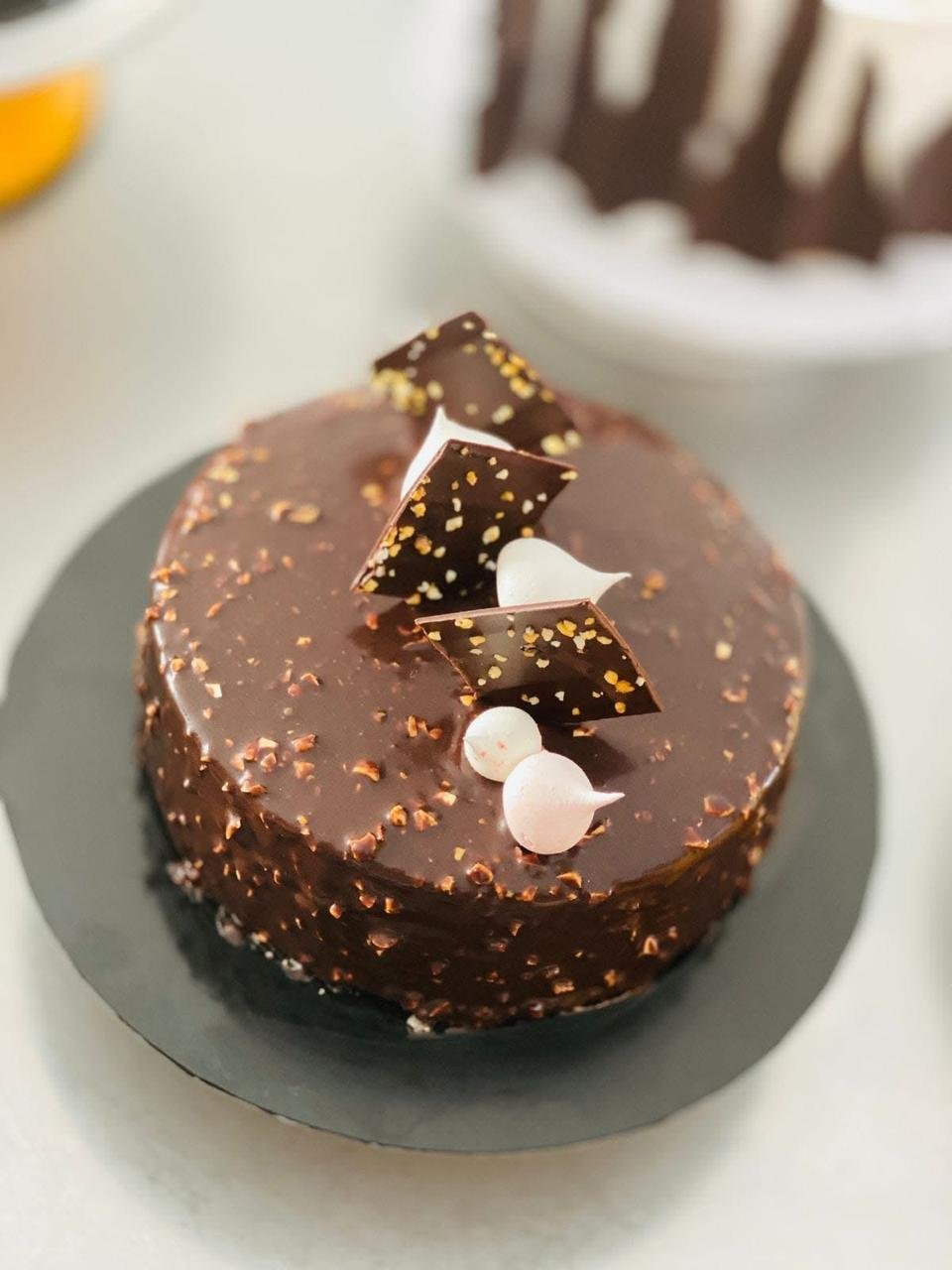 50f42431-d43c-449b-ba51-b41958e25d22 Nutty Chocolate - 500G Chocolate Cake