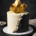 Monochrome Gold Cake - 1KG Butter Chocolate Cake